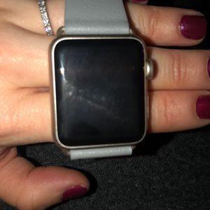 38 MM Gold Series 1 Apple Watch